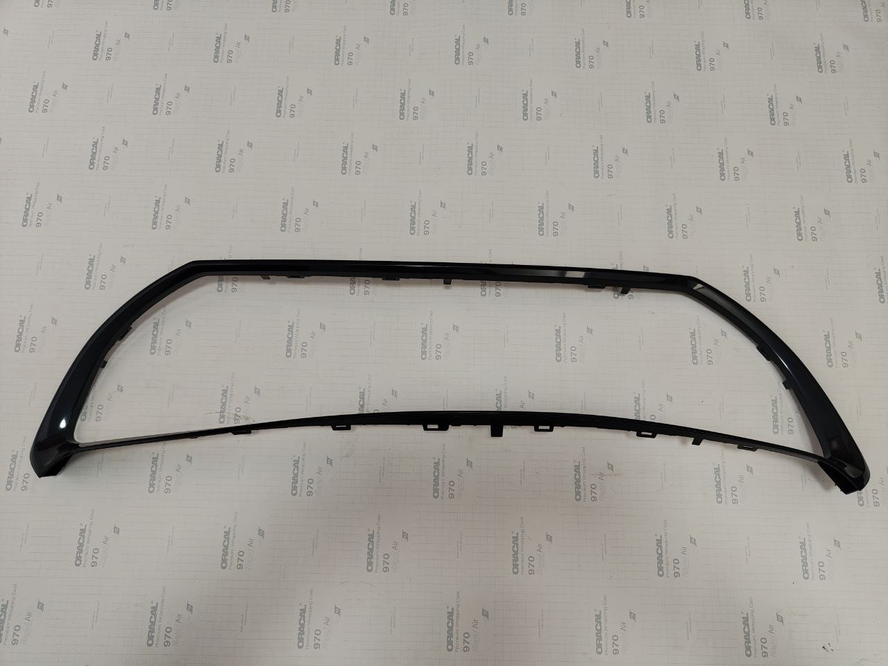 Toyota Corolla Cross 2020-2024 — Front radiator grille molding