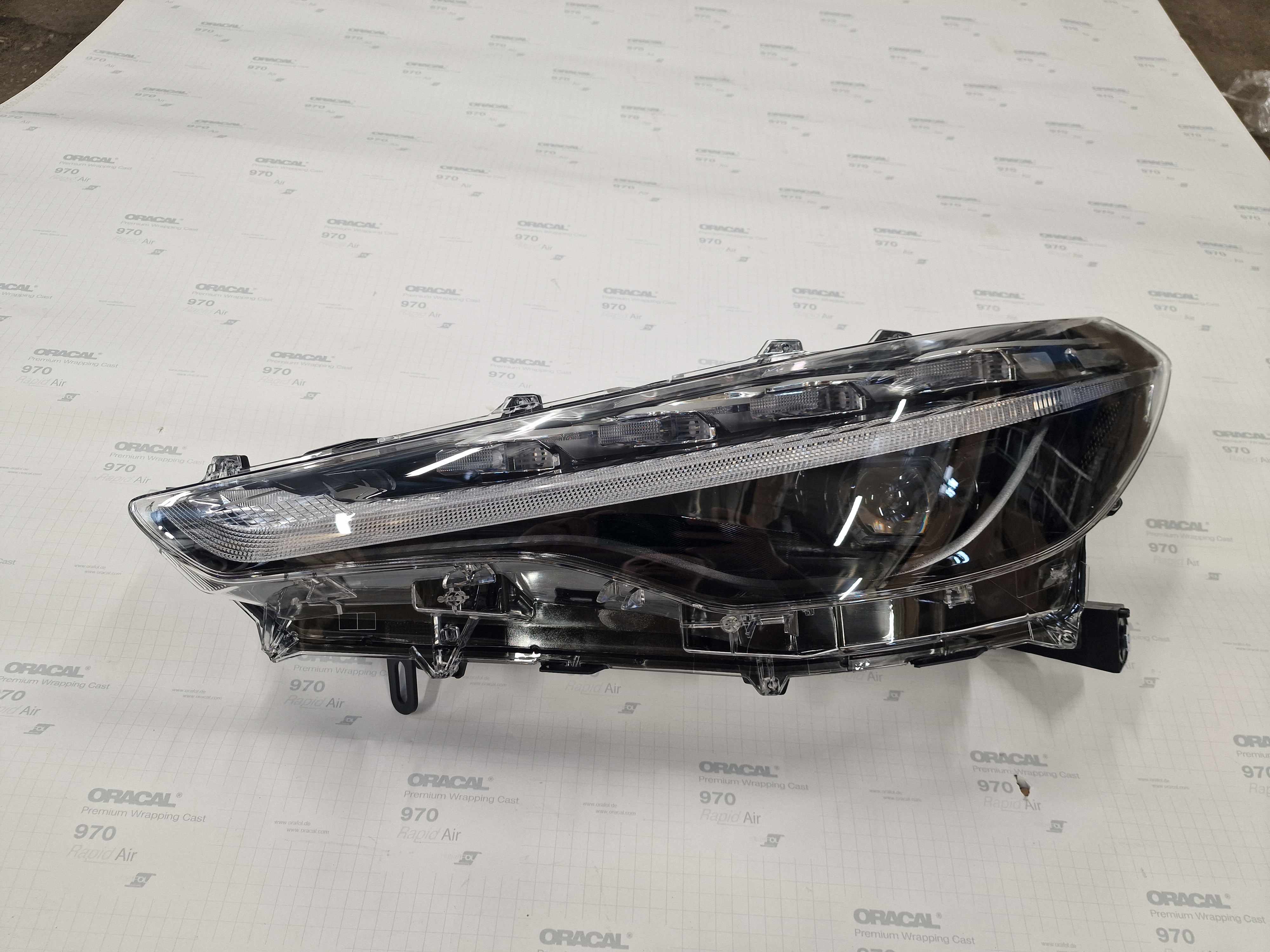 Toyota Corolla Cross 2020-2024 (LED EU) — Headlight Left